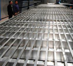 70.6066 Aluminium Square Box Extrusion 25 mm x 25mm x 2mm x 5.9 m (1"x1") LG;5960mm